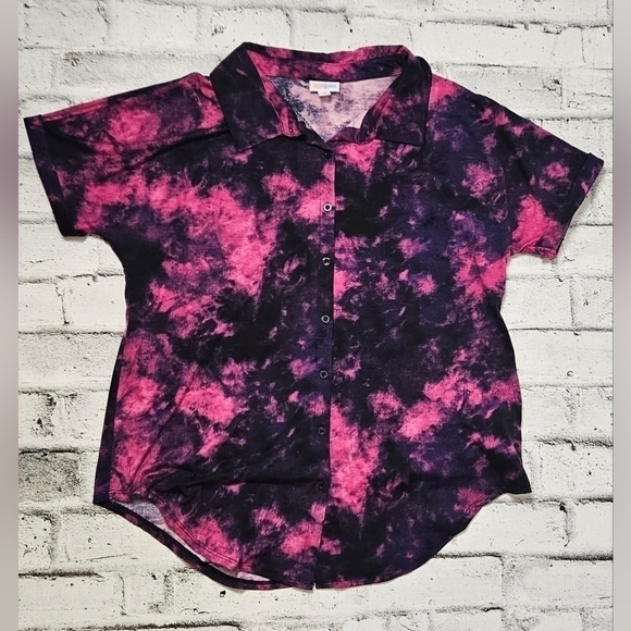 Lularoe Charlie Tie-Dye InspiredButton Up Shirt - Picture 4 of 6